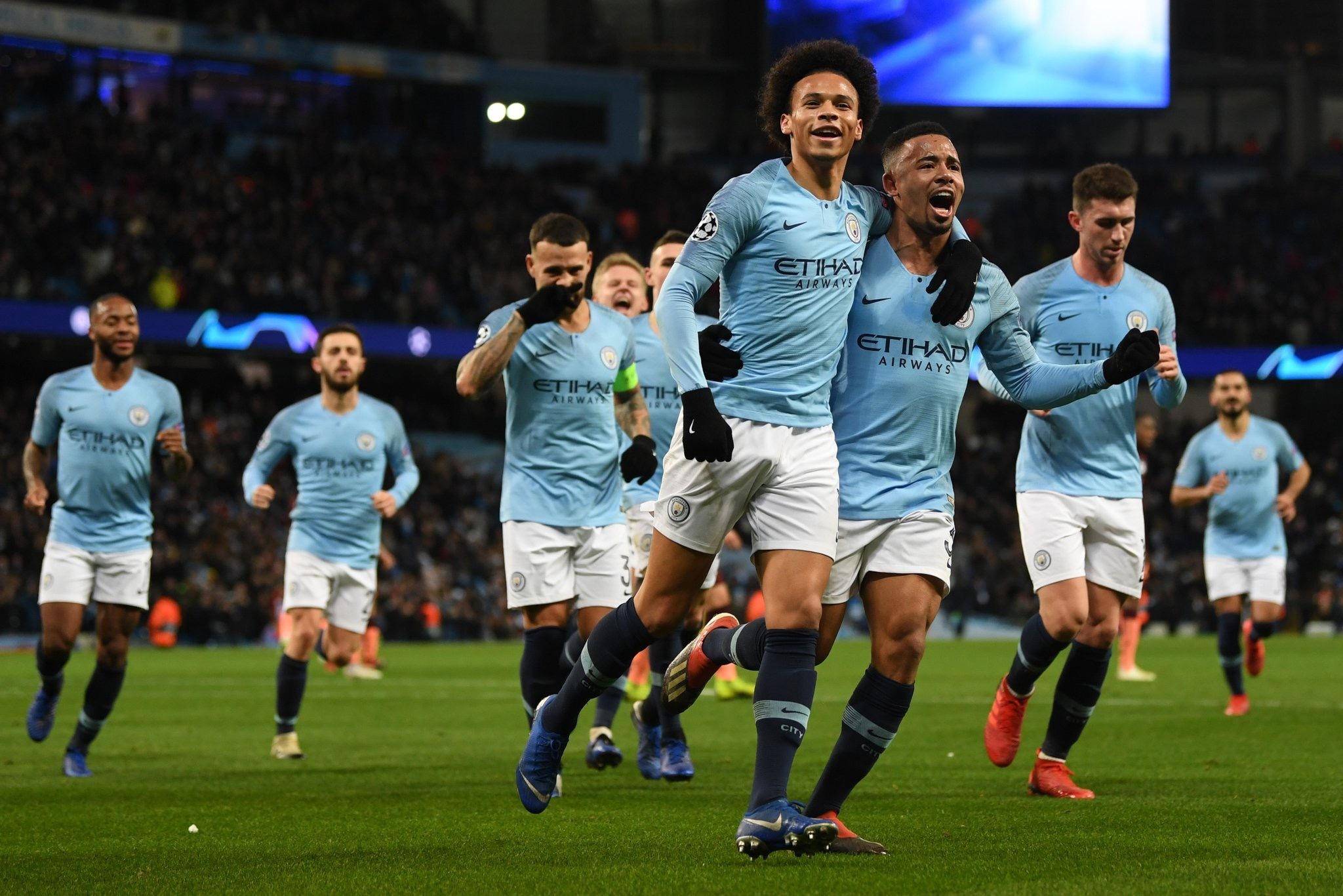 随着英超球 随着英超球